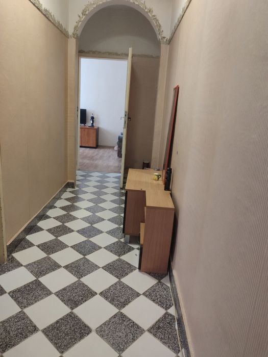 Дава се под наем Двустаен апартамент в Пловдив, Христо Смирненски - 60 кв.м за 306 € - Снимка #2