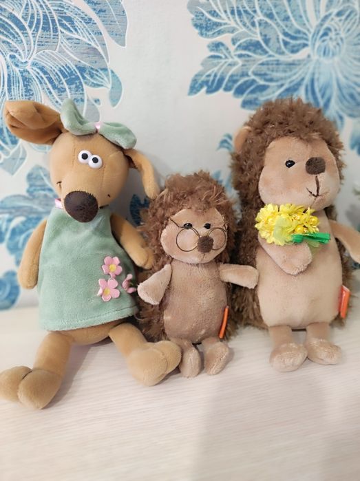 Продам пакет игрушек для девочек фирменные