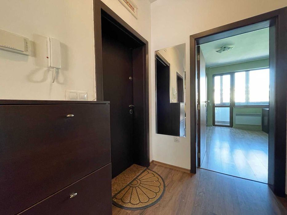 Дава се под наем Тристаен апартамент в Варна, Център - 91 кв.м за 698.19 € - Снимка #15