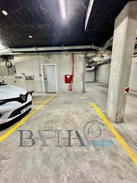 Дава се под наем Тристаен апартамент в Варна, Младост 1 - 100 кв.м за 548.25 € - Снимка #19