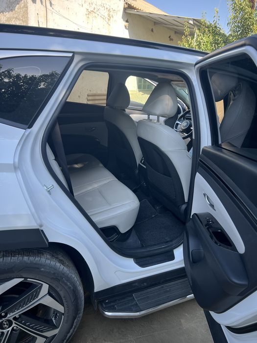 Hyundai Tucson 2.0 High Tech