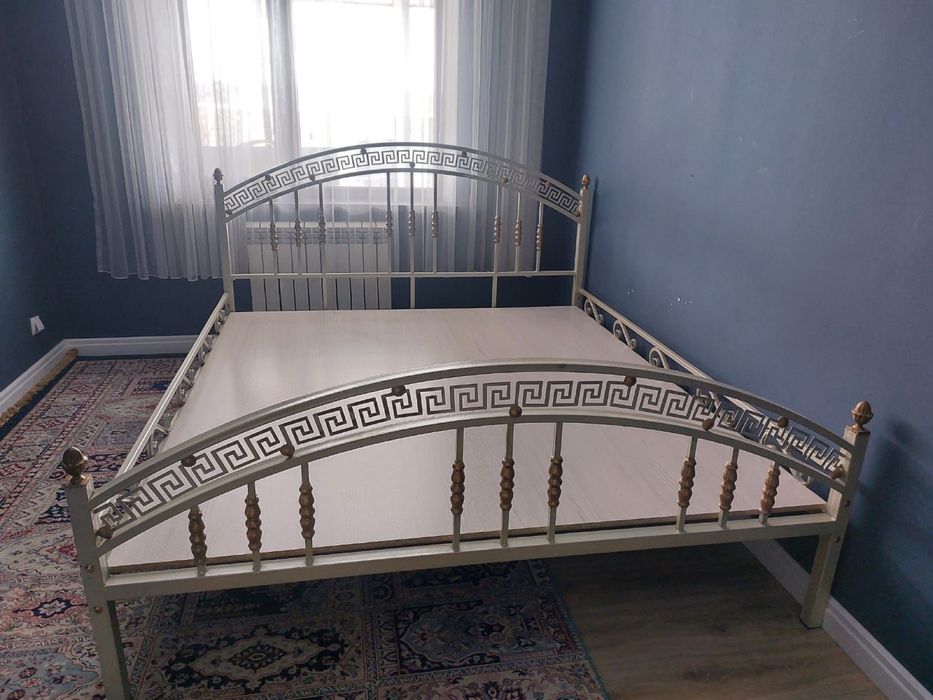 Кроват из метала