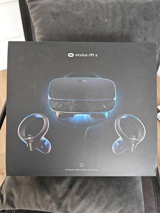 Oculus Rift S VR очила за компютър - пълен комплект с кутия