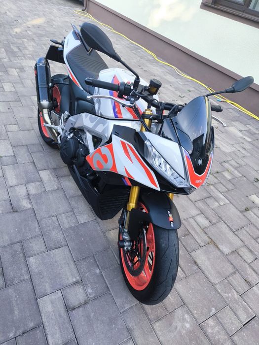 Aprilia Tuono 1100 V4 Factory Speedwhite
