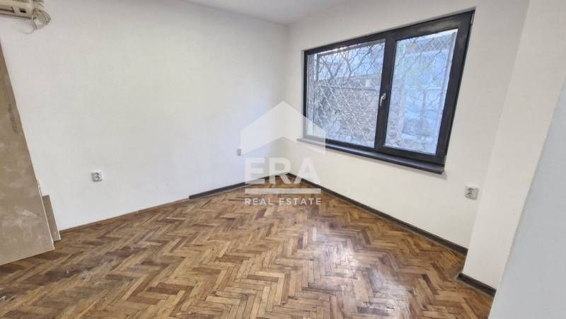 Дава се под наем Магазин в Варна, ВИНС - 30 кв.м за 1500 € - Снимка #2