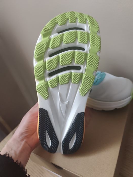 Маратонки Altra carbon