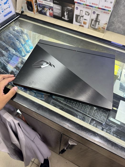 Asus Rog Zephyrus intel i7 8750H DDR4 16GB SSD 256GB RTX 1070 8GB 10 P