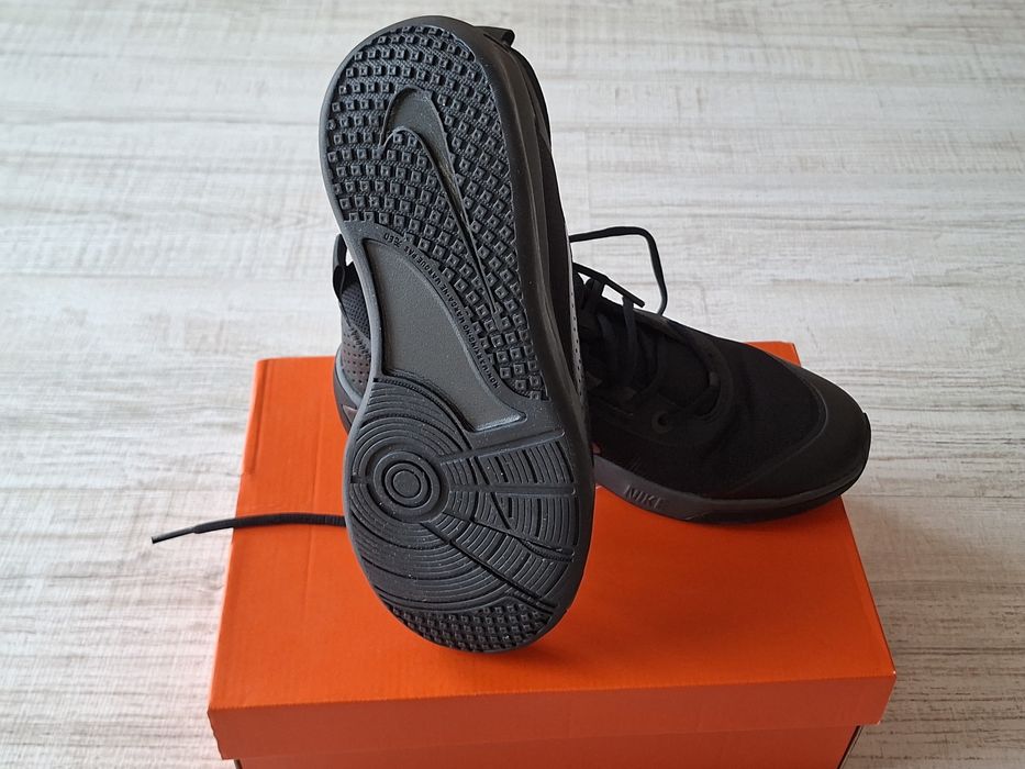 Нови Маратонки  Nike