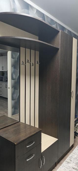 Продам прихожую!