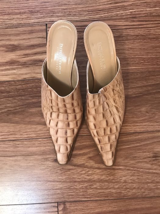 Vand saboti din piele