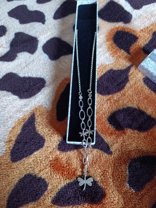 Сребърен ланец с камъни сваровски