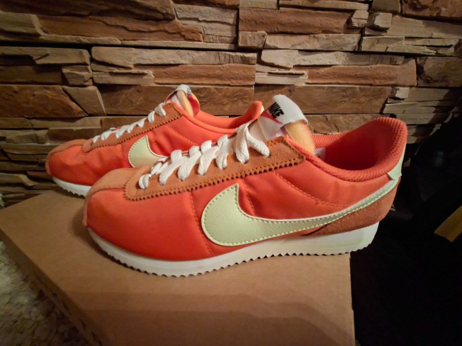 Дамски сникърси Nike