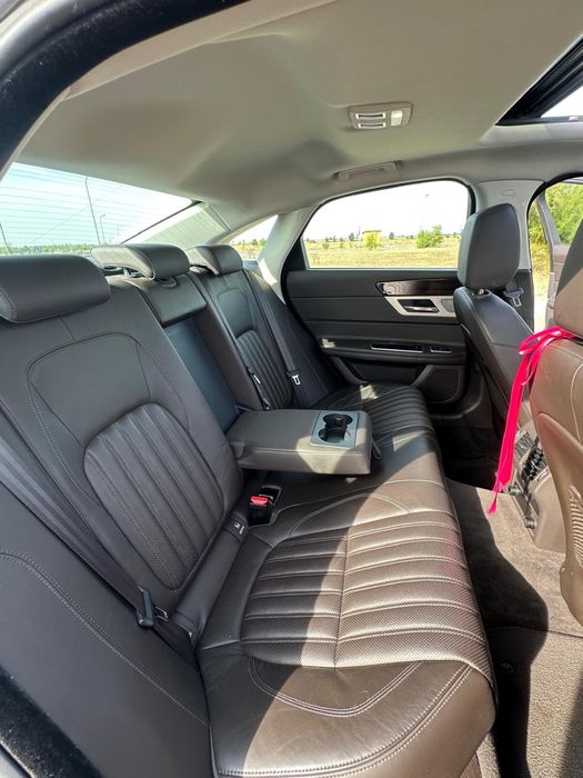 Jaguar XF PORTFOLIO 2016/10 2.0d 180CP•102.000km•Extra Full•Variante