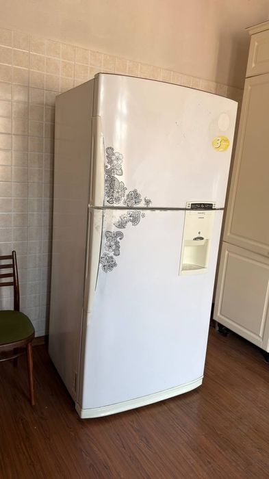 Халадилник сотилали самсунг