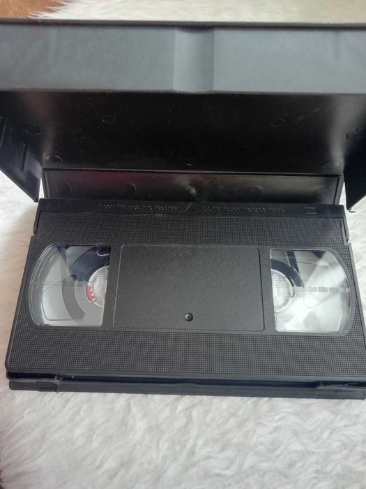 Видеокасета - музика за караоке