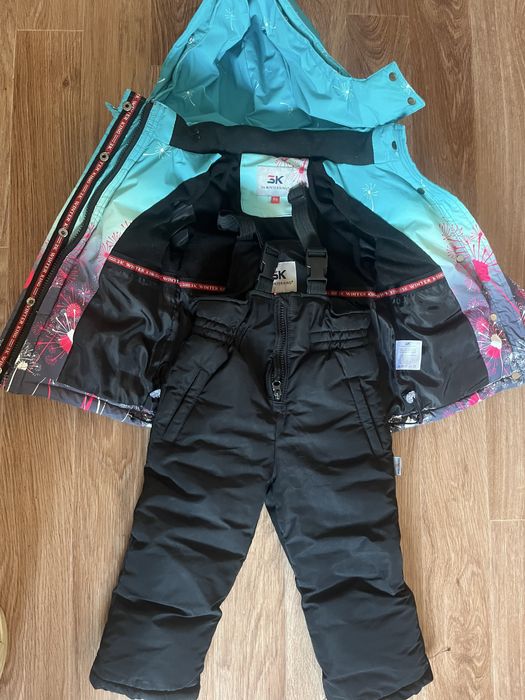 Продам зимние комбинезоны