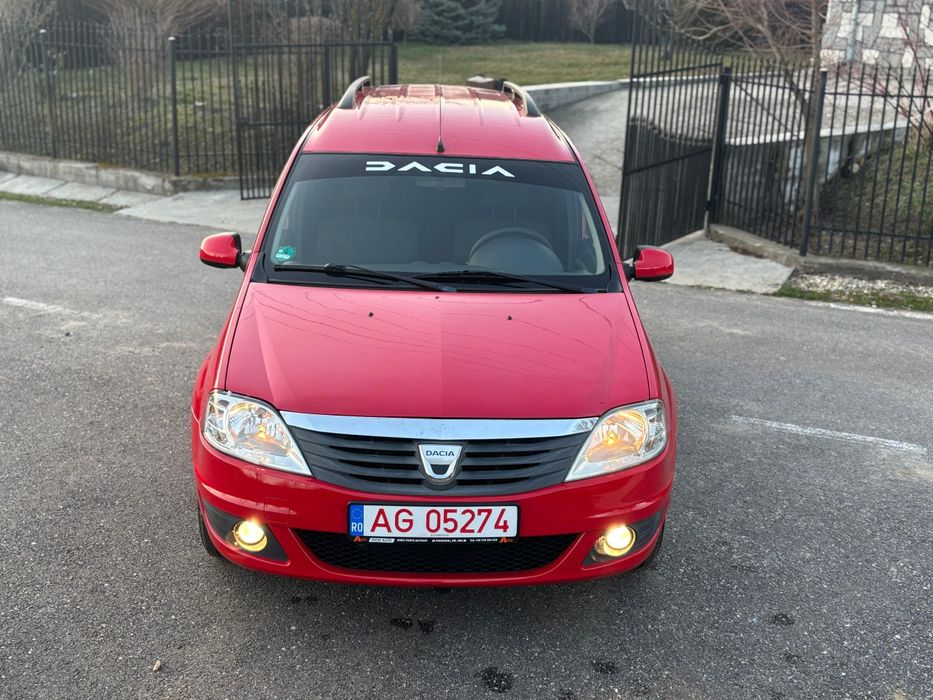 Vând Dacia Logan MCV 1.6 16v 7 locuri
