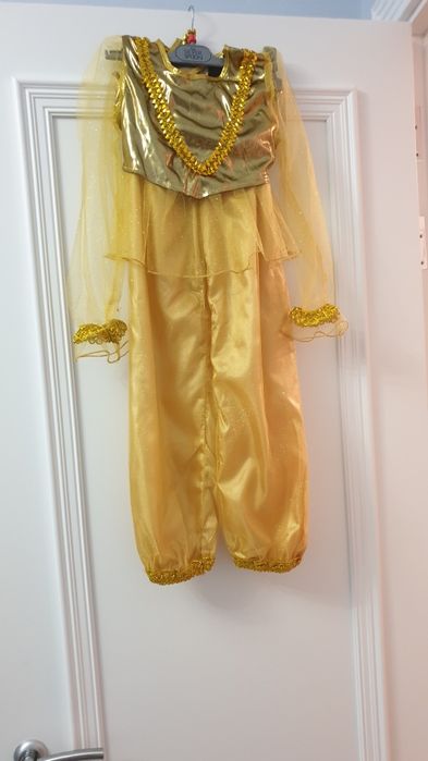 Продам детский костюм