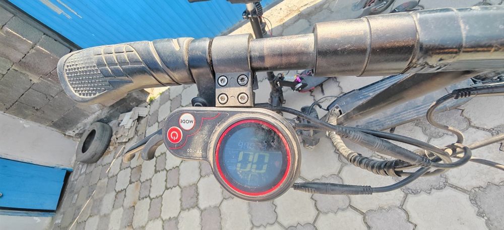 Электросамокаты разные