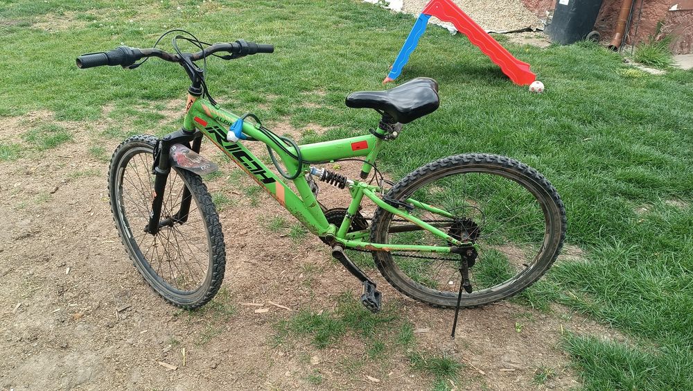 Vând 2 biciglete copii până la vârsta de 14 ani