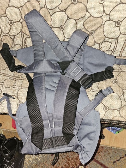 Marsupiu bebe - chicco