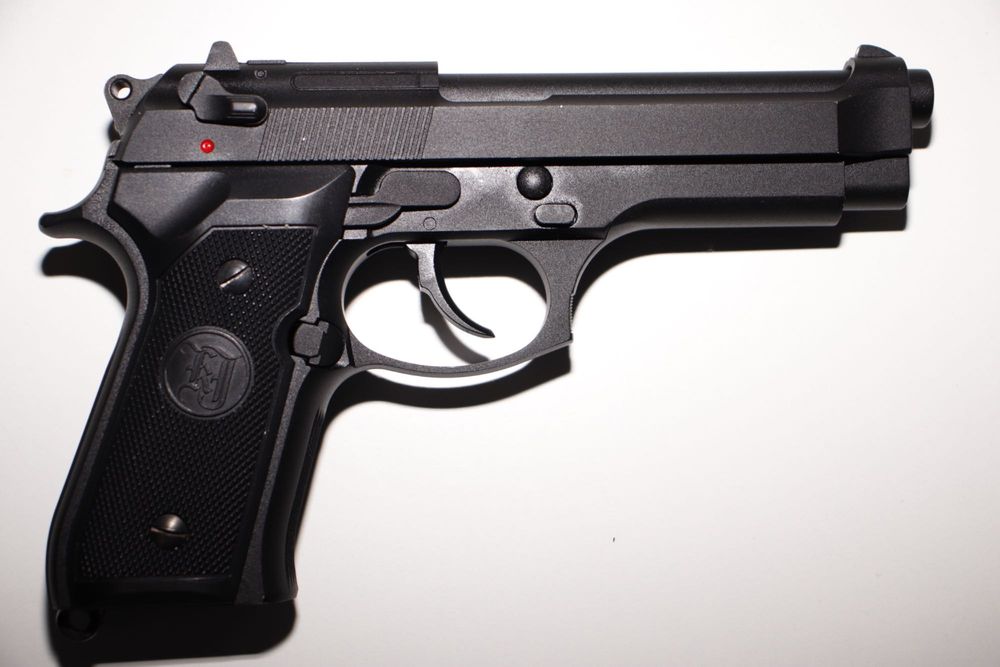 Airsoft - KJW Beretta M9 Full Metal GBB