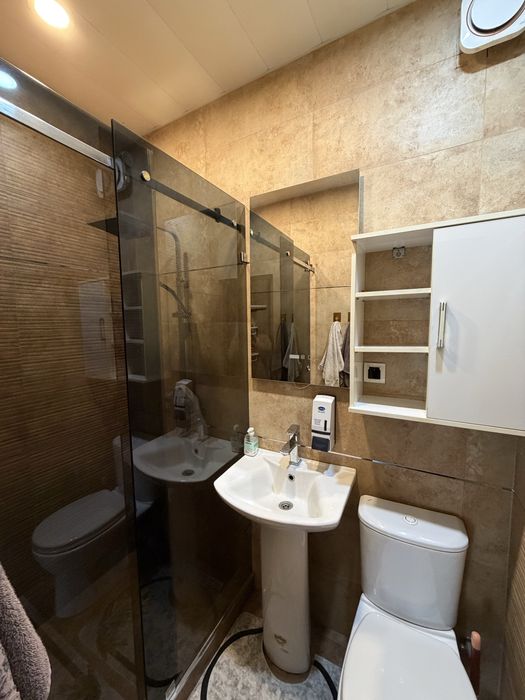 Квартира 5 ти комнатня квртира