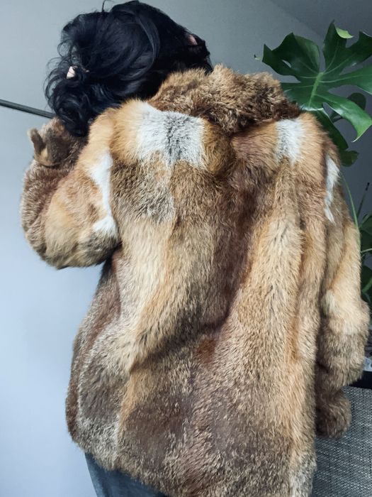 NEGOCIABIL! Haina blana naturala vulpe roscata/ Mar S-M