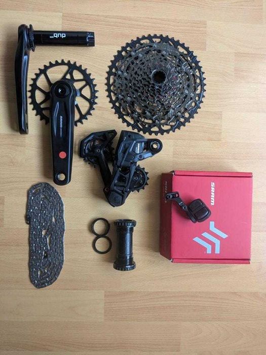 Grup SRAM AXS Eagle 12 viteze – Transmisie completă