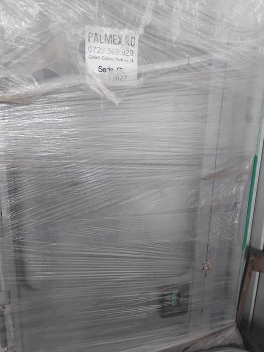 Toaleta publicade la Palmex NOUA cu mici urme de la transport, este noua, infoliata, a refuzat o clientul.O vand la jumatate din pretul uneia noi.