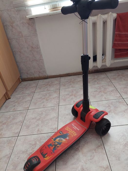 Детский самокат складной