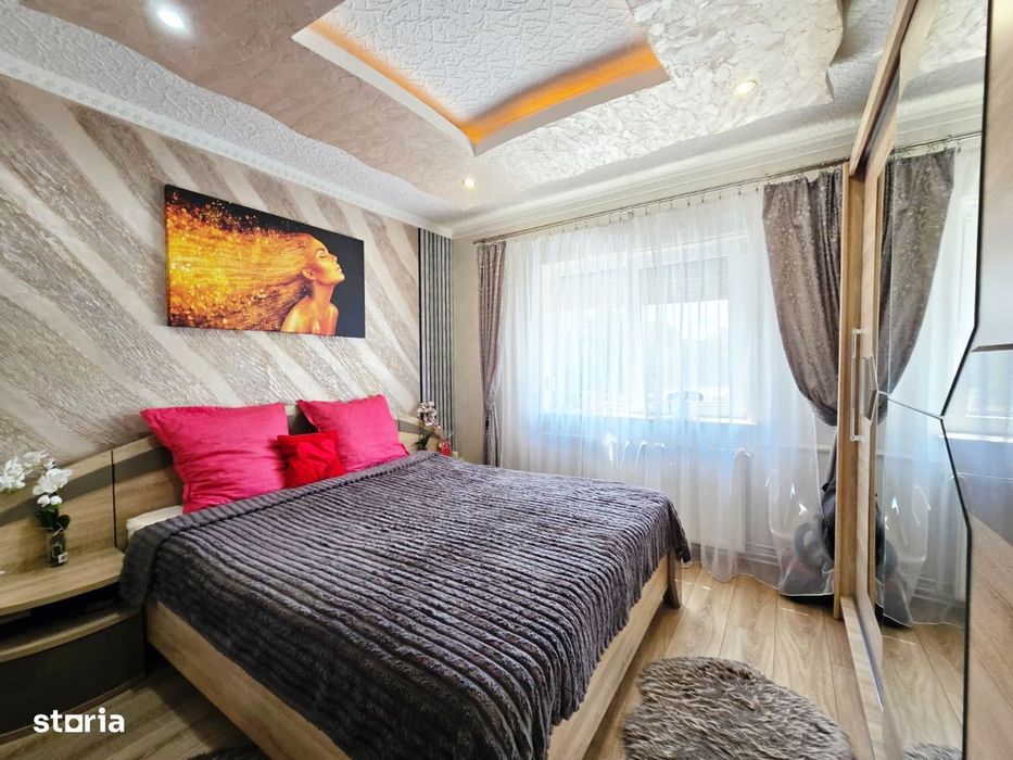 Apartament 2 camere decomandat, etaj 1, centrală proprie - Zona Alfa