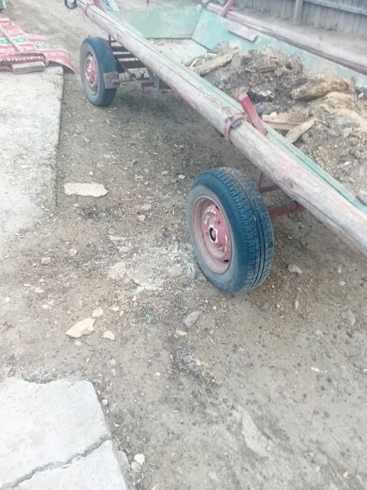 De vanzare caruta joasa și ușoară