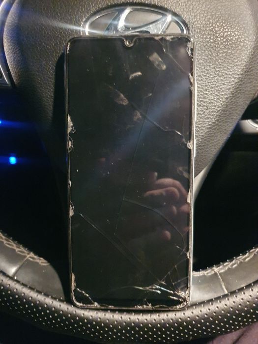 Продам самсунг а31