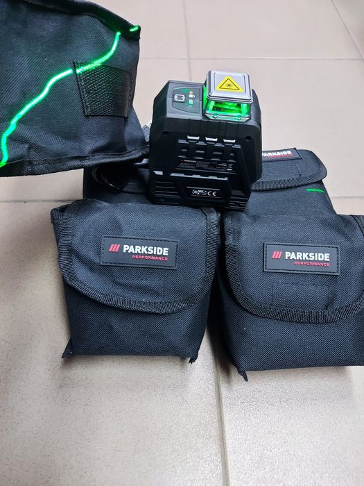 Nivela laser cu lumina verde