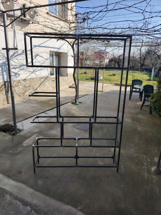 Изработка на метални конструкции за мебели