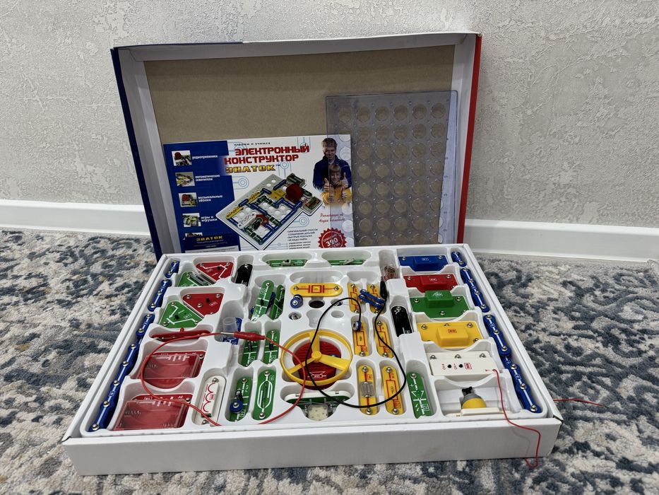 Продам электронный знаток