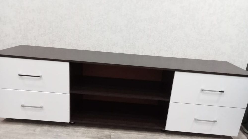 Тумба под телевизор