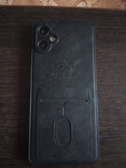Продам телефон самсунг а 06!