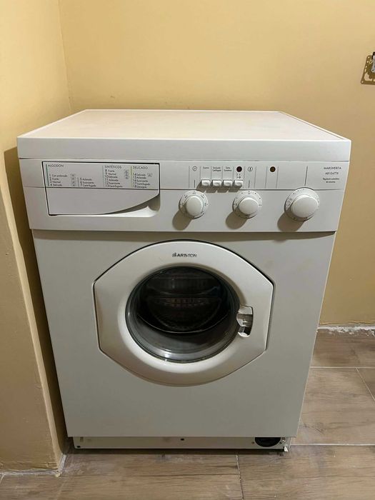 Пералня Ariston Margherita AB1047TX