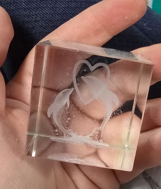 Crystal Delphin подарък  8 март стъклени делфини