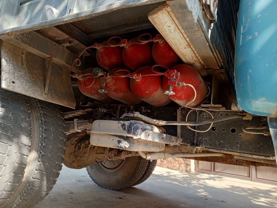 Зил сотилади, зил