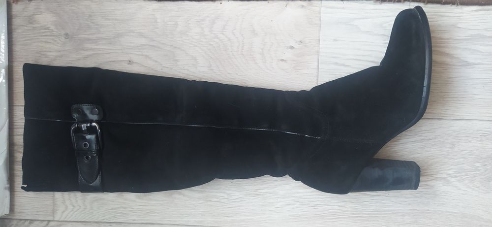 Продам зимние сапоги