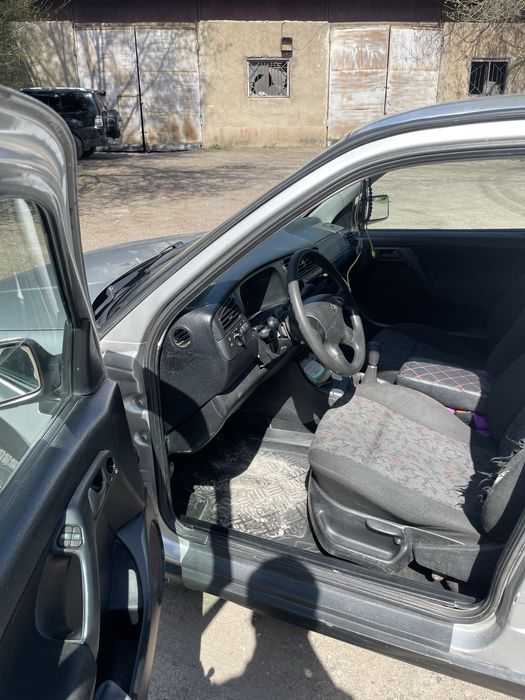 Продам срочно гольф 3