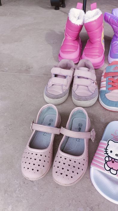 Încălțăminte fetițe nr. 23, 24, 25 și 27 sandalele cu elsa