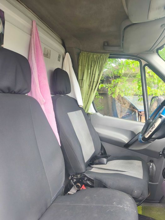 Autoutilitara Mercedes sprinter
