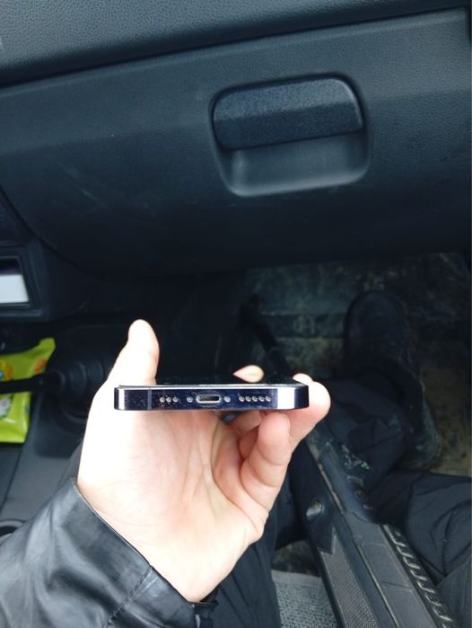 Iphone 14 pro  сатылады