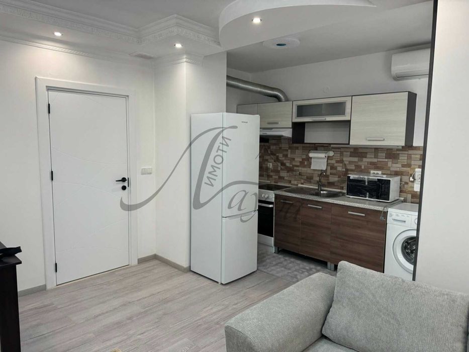 Дава се под наем Двустаен апартамент в Шумен, Център - 65 кв.м за 383.52 € - Снимка #12