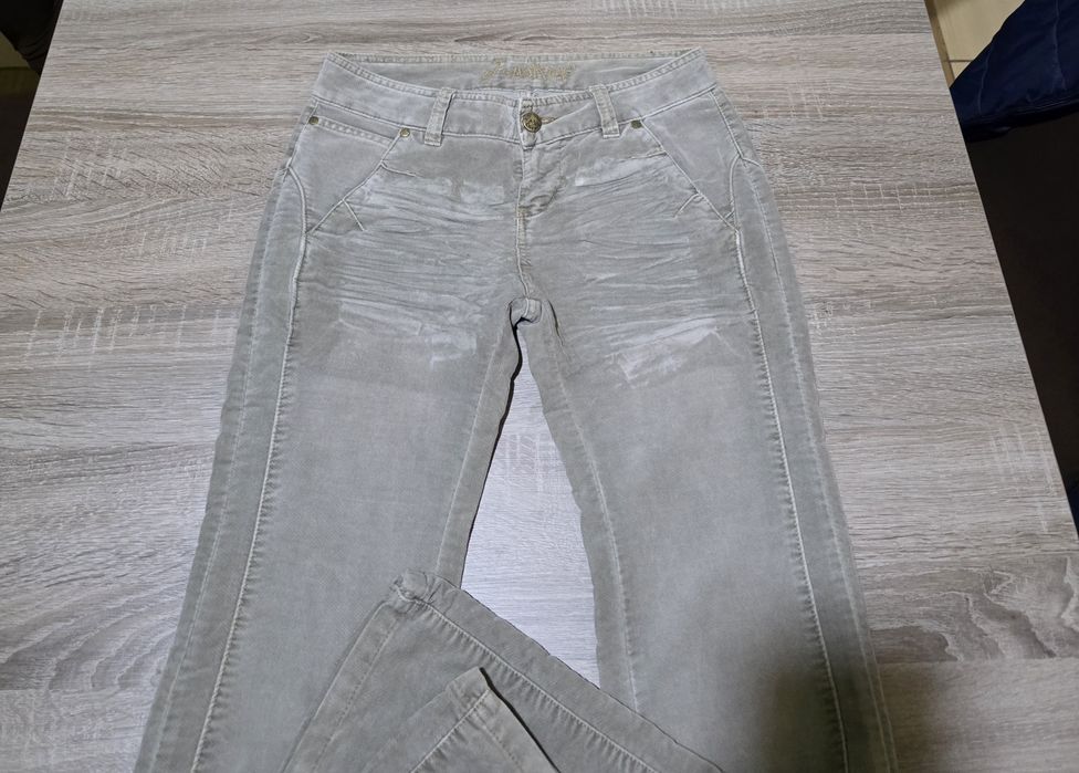 Pantaloni  damă evazați 29
