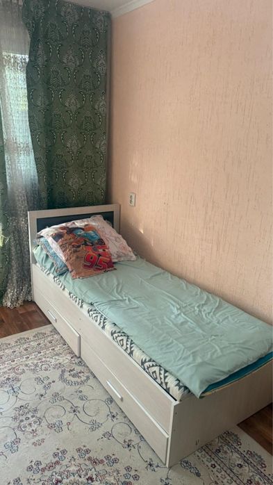 Продам кроват 1х